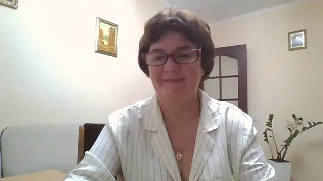 Galina56301 online show from October 9, 2025, 3:43 pm