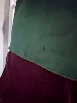 Snapshot of Virgin_Pussy_Horny chatting on September 28, 2025, 9:25 am Virgin Pussy Horny online show from September 28, 2025, 9:25 am