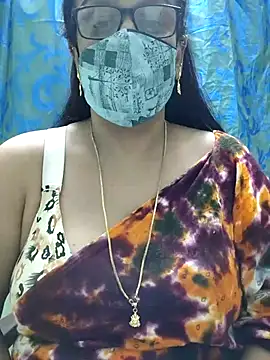 sweet-lotus online show from April 2, 2026, 5:43 pm