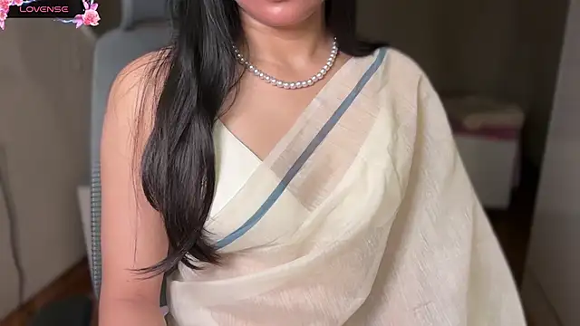 Ms Seductive07 online show from February 22, 2026, 3:43 pm