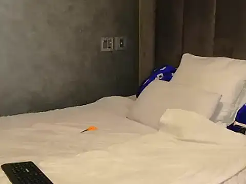 Babysex32 online show from January 8, 2026, 7:05 pm