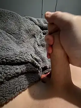 Snapshot of Bigone33333 chatting on February 3, 2026, 7:52 pm Bigone33333 online show from February 3, 2026, 7:52 pm