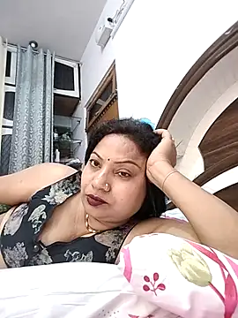Cute-Janvi20 online show from April 8, 2026, 6:41 pm