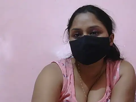 Snapshot of itsabika chatting on February 11, 2026, 7:41 pm itsabika online show from February 11, 2026, 7:41 pm