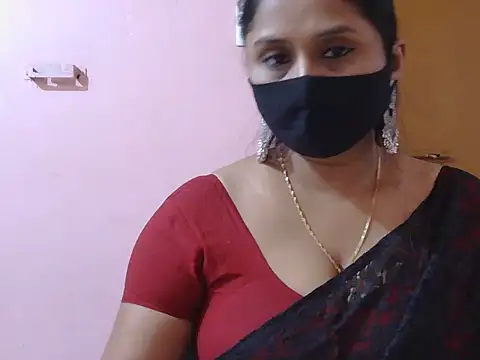 Snapshot of itsabika chatting on February 12, 2026, 7:58 am itsabika online show from February 12, 2026, 7:58 am