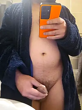 Chubbyfatty000 online show from November 29, 2025, 9:51 pm