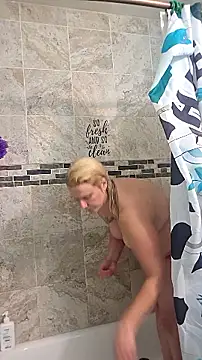 Snapshot of RhondaRump chatting on October 11, 2025, 7:45 pm RhondaRump online show from October 11, 2025, 7:45 pm