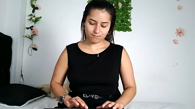 Snapshot of abella-lemus chatting on February 28, 2026, 6:53 pm abella-lemus online show from February 28, 2026, 6:53 pm