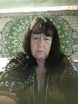 CrystalLime6411 online show from November 29, 2025, 5:10 am