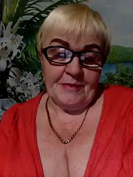 VioletSweet5566 online show from December 13, 2025, 8:04 pm