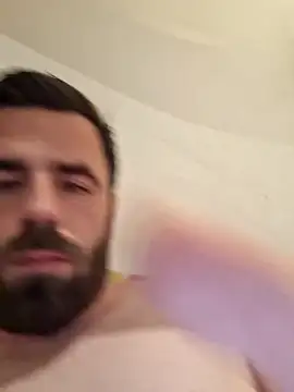 Snapshot of Boyka2025 chatting on October 15, 2025, 8:09 pm Boyka2025 online show from October 15, 2025, 8:09 pm