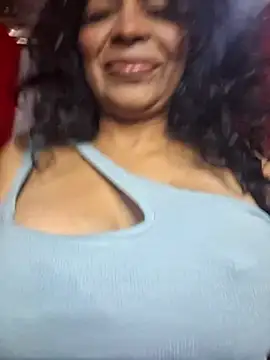 Snapshot of floresblancas chatting on October 4, 2025, 12:47 pm floresblancas online show from October 4, 2025, 12:47 pm