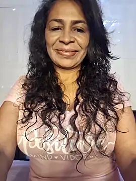 Snapshot of floresblancas chatting on November 26, 2025, 11:22 am floresblancas online show from November 26, 2025, 11:22 am