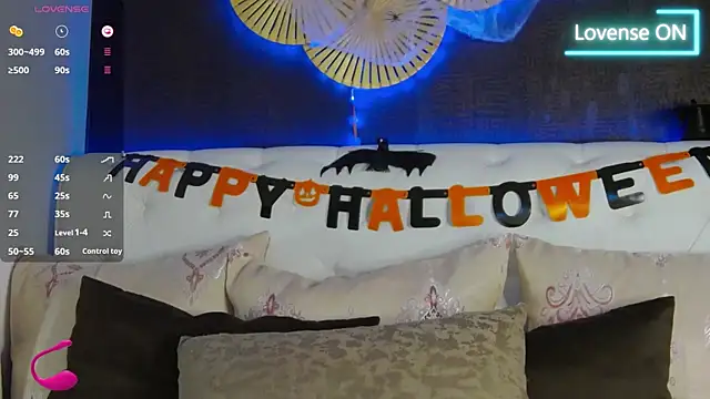 Snapshot of BellaKarma chatting on October 31, 2025, 9:21 am BellaKarma online show from October 31, 2025, 9:21 am