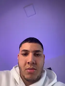 max valiant1 online show from March 10, 2026, 10:37 pm