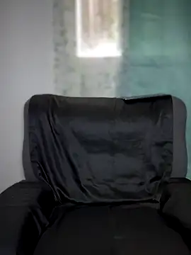  foreigntitts online show from October 13, 2025, 7:03 pm