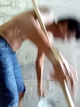 Snapshot of moreno25centimetro chatting on February 10, 2026, 12:42 pm moreno25centimetro online show from February 10, 2026, 12:42 pm