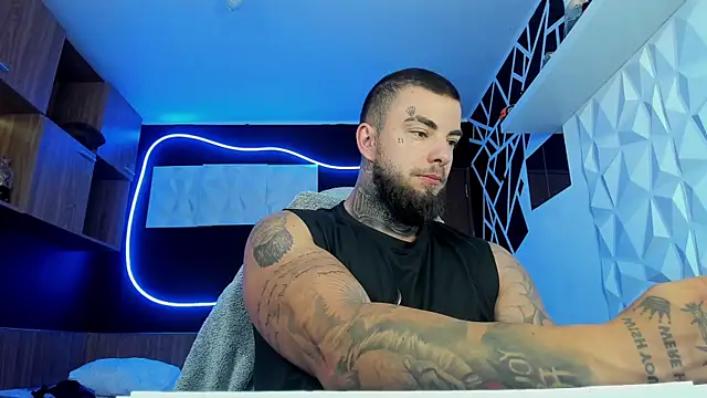 Snapshot of Chrisjordan66 chatting on September 23, 2025, 5:32 am Chrisjordan66 online show from September 23, 2025, 5:32 am