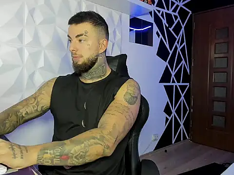 Snapshot of Chrisjordan66 chatting on October 20, 2025, 5:08 am Chrisjordan66 online show from October 20, 2025, 5:08 am