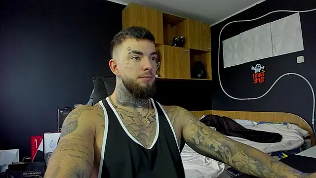 Snapshot of Chrisjordan66 chatting on November 18, 2025, 7:13 am Chrisjordan66 online show from November 18, 2025, 7:13 am