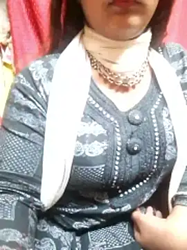 Snapshot of Babe_Doll04 chatting on November 9, 2025, 2:48 pm Babe Doll04 online show from November 9, 2025, 2:48 pm