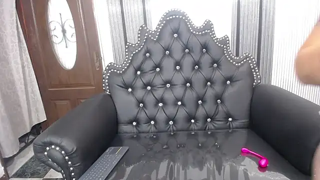 Snapshot of naughty_milf_esmeralda chatting on January 16, 2026, 2:26 am naughty milf esmeralda online show from January 16, 2026, 2:26 am