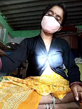 Snapshot of MISS_LOVE_001 chatting on October 31, 2025, 8:48 am MISS LOVE 001 online show from October 31, 2025, 8:48 am