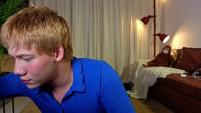 ConnieVarela online show from October 8, 2025, 12:08 am