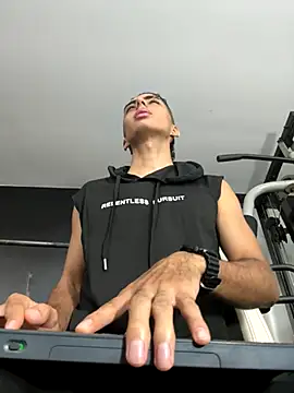 Mister Obsession online show from October 4, 2025, 7:34 pm