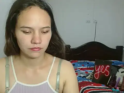 yarafuckass online show from February 9, 2026, 7:29 pm