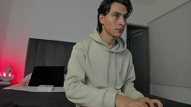 Snapshot of AlexanderHall chatting on September 27, 2025, 8:58 pm AlexanderHall online show from September 27, 2025, 8:58 pm