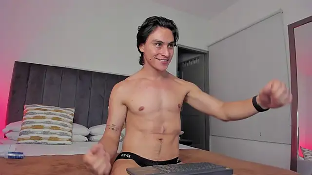 Snapshot of AlexanderHall chatting on October 1, 2025, 12:05 am AlexanderHall online show from October 1, 2025, 12:05 am