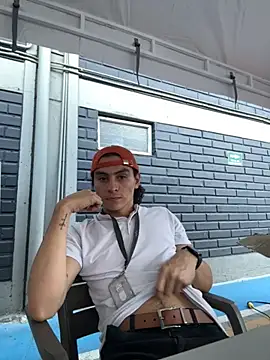 Snapshot of AlexanderHall chatting on October 14, 2025, 9:59 pm AlexanderHall online show from October 14, 2025, 9:59 pm