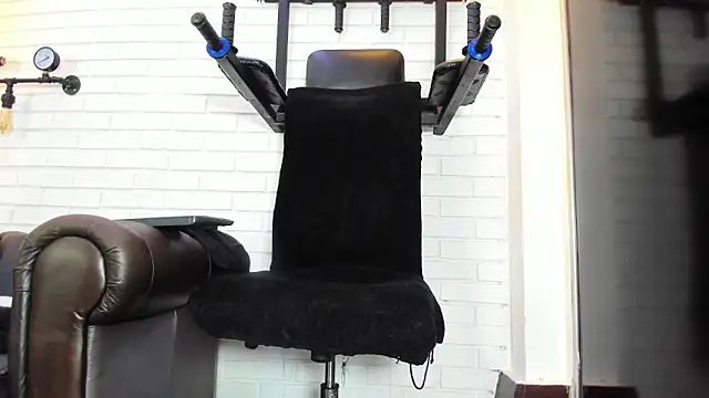 ItaloMoore online show from February 11, 2026, 11:26 am