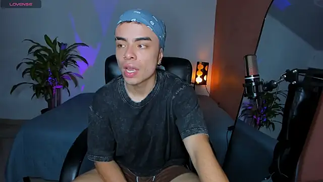 Snapshot of obzidyan chatting on October 22, 2025, 10:20 pm obzidyan online show from October 22, 2025, 10:20 pm