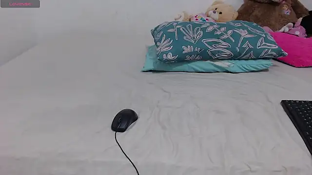 toxic sweet  online show from December 21, 2025, 5:14 am