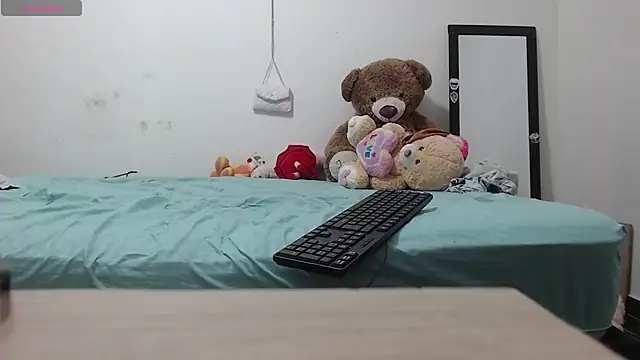 toxic sweet  online show from February 11, 2026, 5:23 am