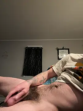 OscarBrow online show from April 12, 2026, 3:22 am