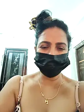 Snapshot of Shruti_Bhabhi38 chatting on November 4, 2025, 7:18 am Shruti Bhabhi38 online show from November 4, 2025, 7:18 am