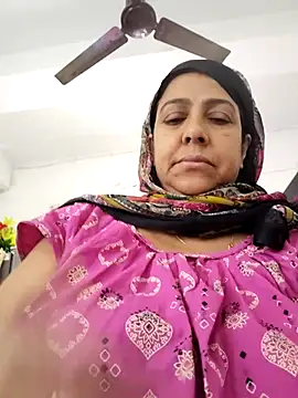 Snapshot of Shruti_Bhabhi38 chatting on November 9, 2025, 4:00 am Shruti Bhabhi38 online show from November 9, 2025, 4:00 am