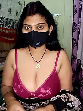 reena502 online show from March 4, 2026, 11:55 pm