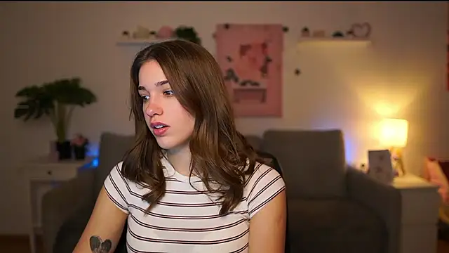 kissie cat online show from January 8, 2026, 2:19 pm