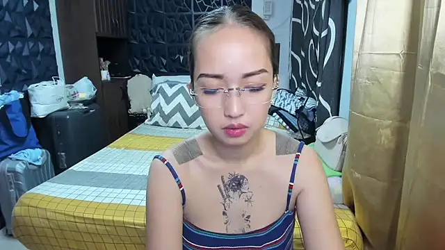 Soft Angel8 online show from November 23, 2025, 1:33 pm