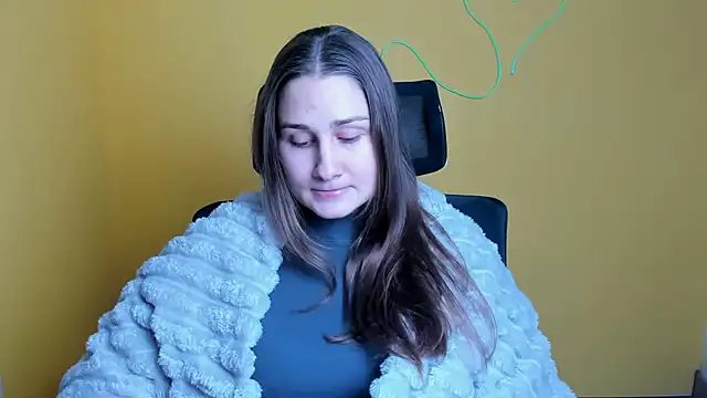 Stefanie Sweet online show from November 18, 2025, 7:02 am