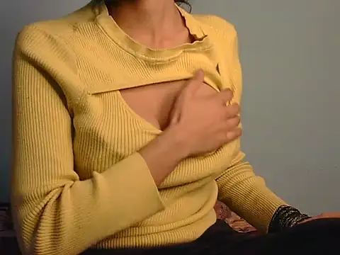 imaila18 online show from January 9, 2026, 7:00 am