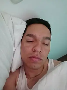 Snapshot of Carl_Strip chatting on October 7, 2025, 4:48 pm Carl Strip online show from October 7, 2025, 4:48 pm