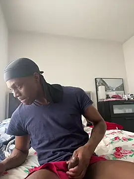 labishyoung25 online show from March 4, 2026, 6:47 pm