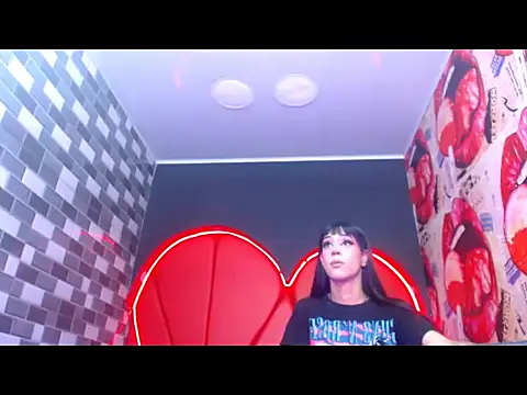 Snapshot of julessxcharlotte chatting on September 10, 2025, 2:06 pm julessxcharlotte online show from September 10, 2025, 2:06 pm