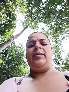 Mia-Glow online show from February 24, 2026, 1:20 pm