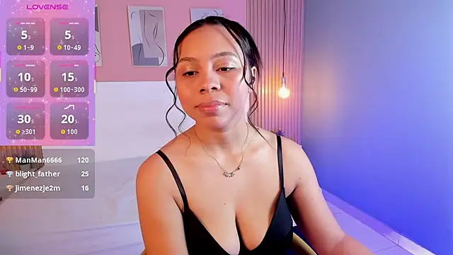 Snapshot of candy_lux30 chatting on September 28, 2025, 3:45 am candy lux30 online show from September 28, 2025, 3:45 am